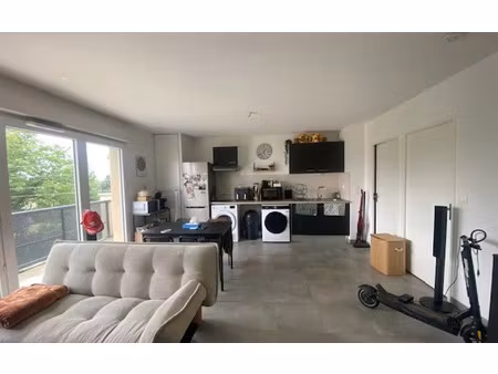 location appartement  m² t-2 à montrabé  598 €