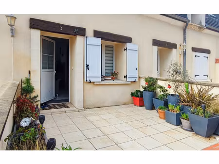location appartement  m² t-1 à sacy-le-grand  549 €