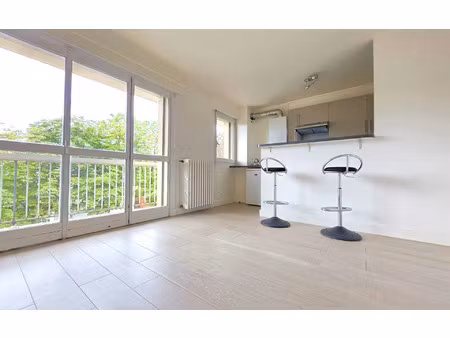 location appartement  26.87 m² t-1 à vanves  867 €