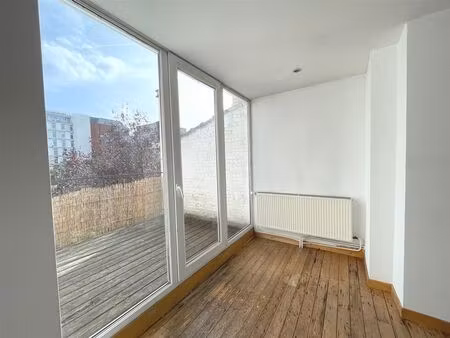 appartement à louer avec terrasse et 1 chambre   bruxelles (vbe33992)