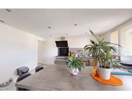 maison issel 135 m² t-4 à vendre  196 000 €