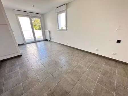 2 pieces - bouguenais #11908