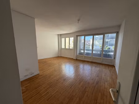 t3 - balcon et garage - boulevard lafayette