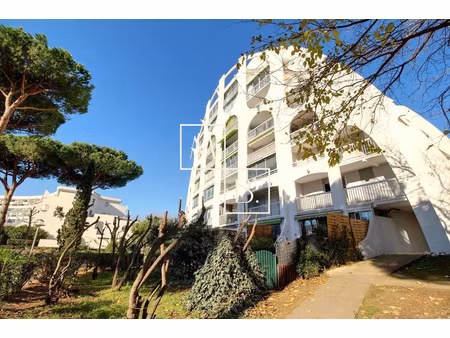 à louer  la grande motte - le couchant  t2 meublé 23m2 / vér