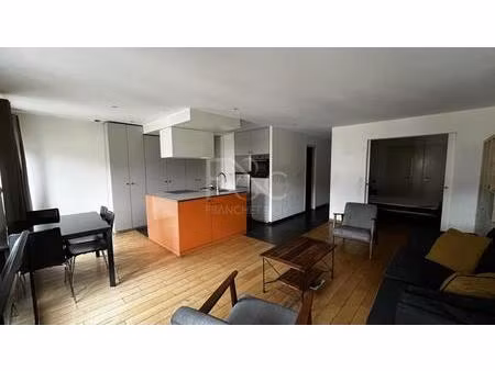 t1 meublé de 58m² - rue chavanne lyon 1er vue saône