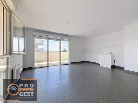 à louer bel appartement t3 avec terrasse et parking mont