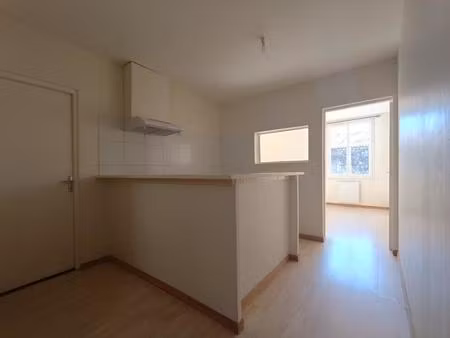 appartement t2 au pied du beffroi
