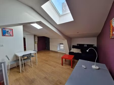 studio meuble au calme centre ville