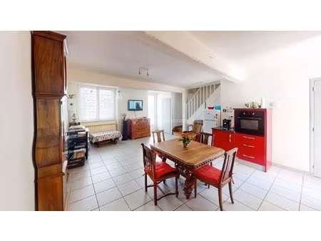 exclusivité – maison de ville à vendre à sainte-colombe centre