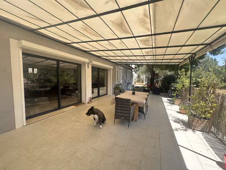 exclusivité le val - villa de type 4 piscine et garage sur 1
