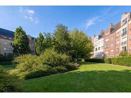 ulb – apt 2 chambres avec terrasse sud + p (en option)