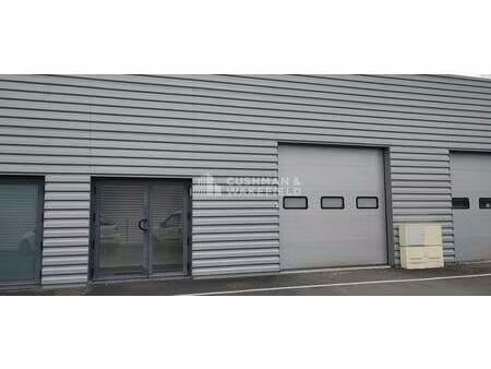 location local d’activités eysines 33320 208m²