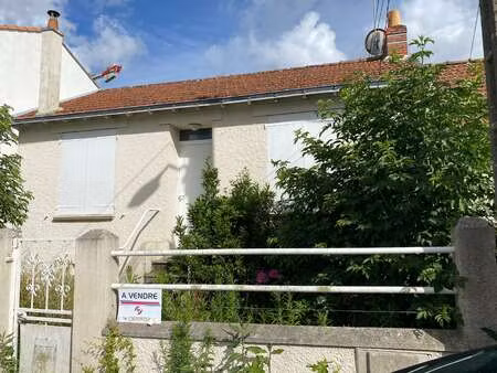 vente maison à nantes saint-jacques (44000) : à vendre / 52m² nantes saint-jacques