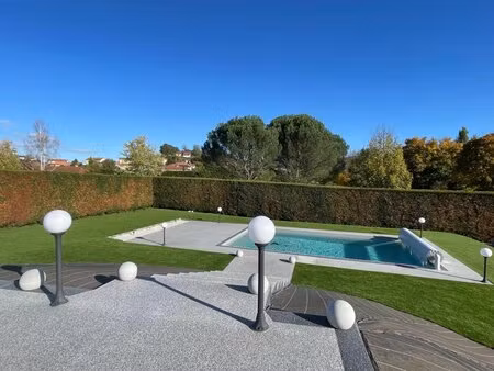 maison familiale de 177 m² avec piscine saint chamond