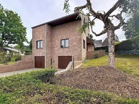 grande villa dans un quartier résidentiel ten trappen