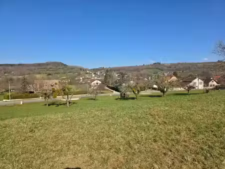 terrain à vendre de 610 00 m² viabilisé courbouzon (39)