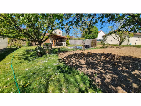 vente terrain 747 m² villemoirieu (38460)