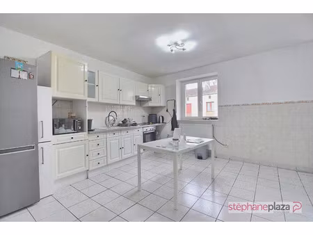 location appartement 4 pièces 101 m² à saint-étienne (42000)