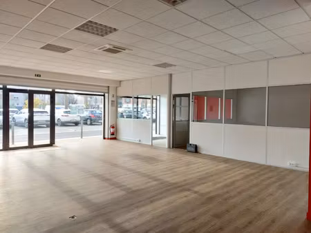 location commerce 123 m² à le péage-de-roussillon (38550)