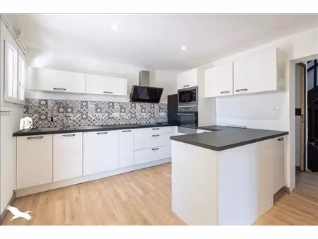 vente maison 6 pièces 140 m² hagetmau (40700)