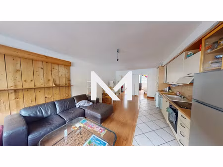 location appartement 4 pièces 66 m² à grenoble (38100)