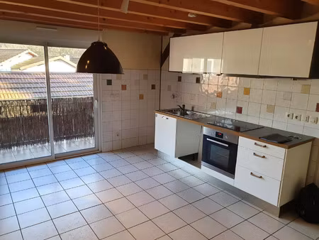 location appartement 3 pièces 40 m² à brié-et-angonnes (38320)