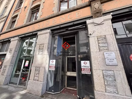 location commerce 32 m² à grenoble (38000)