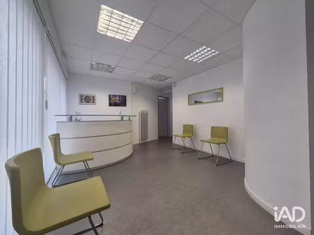 vente commerce 81 m² saint-nazaire (44600)