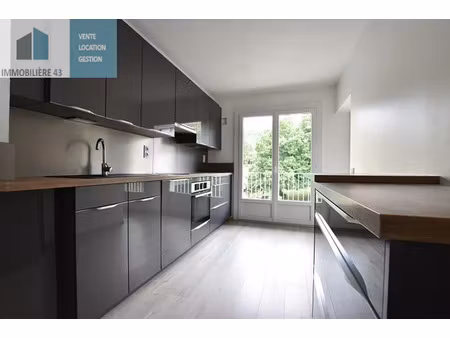 location appartement 5 pièces 99 m² à le puy-en-velay (43000)