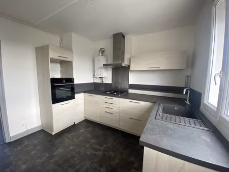location appartement 3 pièces 63 m² à nantes (44100)