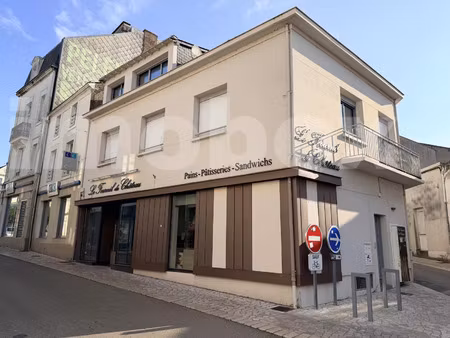 location commerce 3 pièces 152 m² à ancenis-saint-géréon (44150)