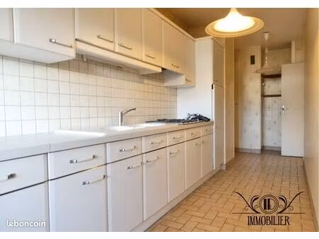 appartement 3 pièces 74 m²