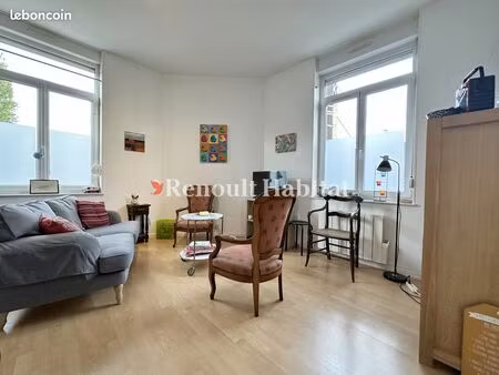 immeuble 5 pièces 76 m²