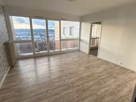 appartement 5 pièces 95 m²