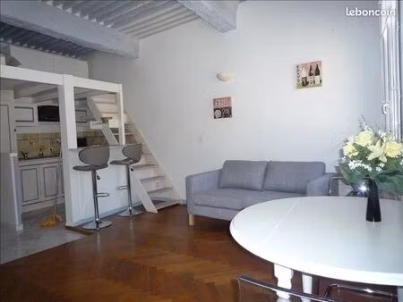studio 1 pièce 26 m²