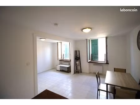 appartement 1 pièce 38 m²