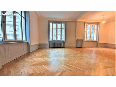 appartement 4 pièces 115 m²