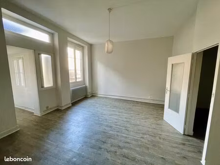 appartement 2 pièces 54 m²