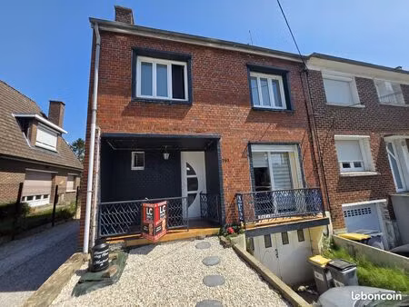 maison 5 pièces 96 m²