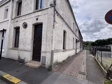 maison 4 pièces 104 m²