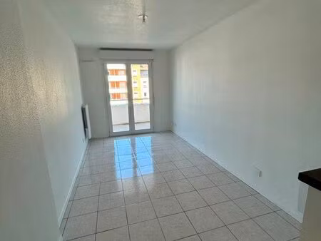 t2 39m2 terrasse - parking - résidence sécurisée