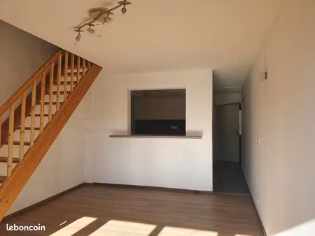 t4 en duplex au centre-ville de billom