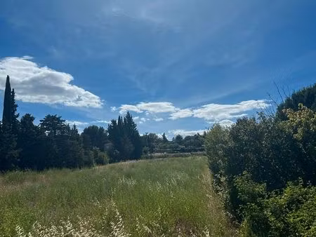 terrain à louer – 1 432 m² – pujaut (30)