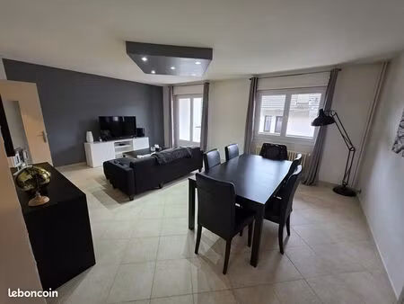 appartement 4 pièces 93 m²