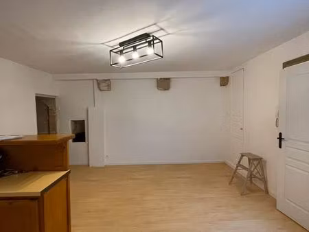 appartement t2 place du coderc