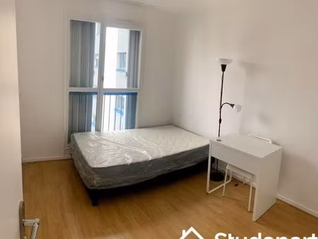 chambre 1 pièce 12 m²