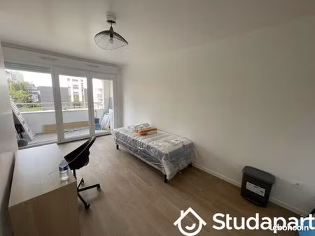 chambre 1 pièce 16 m²