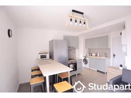chambre 1 pièce 9 m²