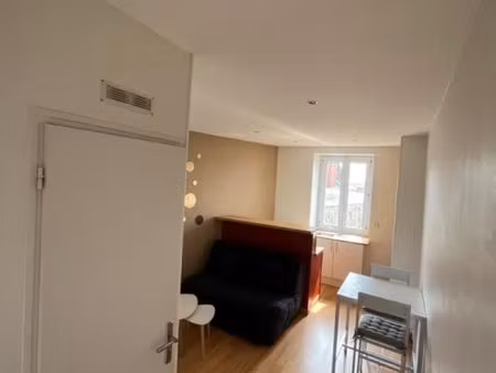 maison 1 pièce 19 m²