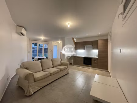 f3 avec jardin - loyer 1060 € + 60 €